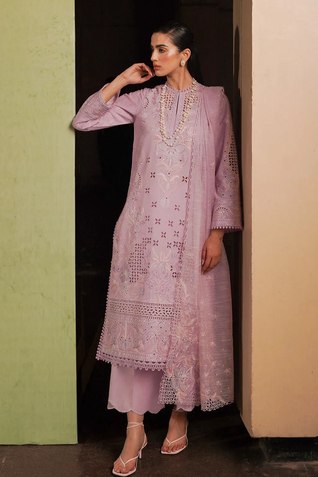 Afrozeh Festive Unstitched Chikankari Lawn 3Pc Suit AL-24-V4-1O THISTLE