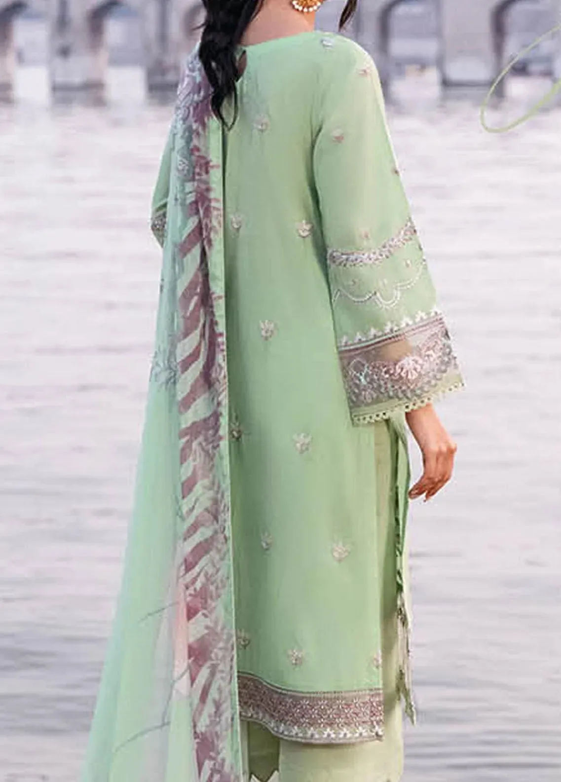 Andaaz By Ramsha Embroidered Lawn Unstitched 3 Piece Suit - 09