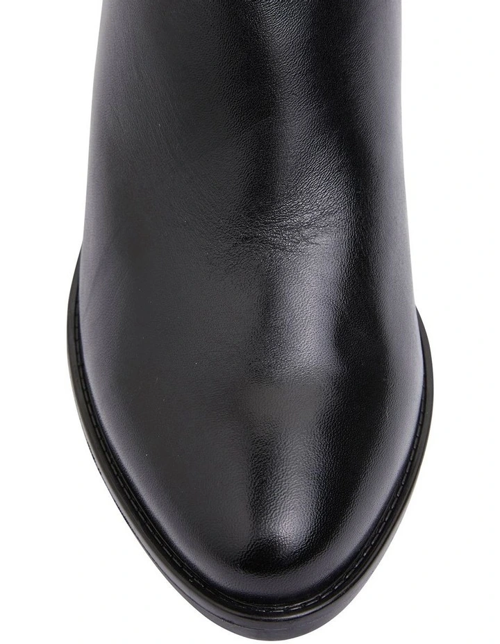 Dapper Black Glove Boots