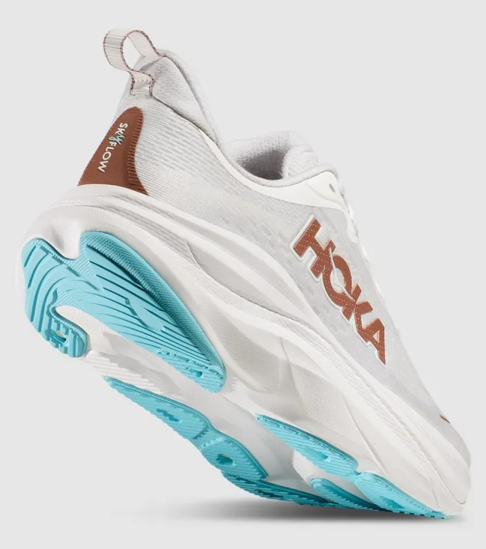 hoka skyflow womens