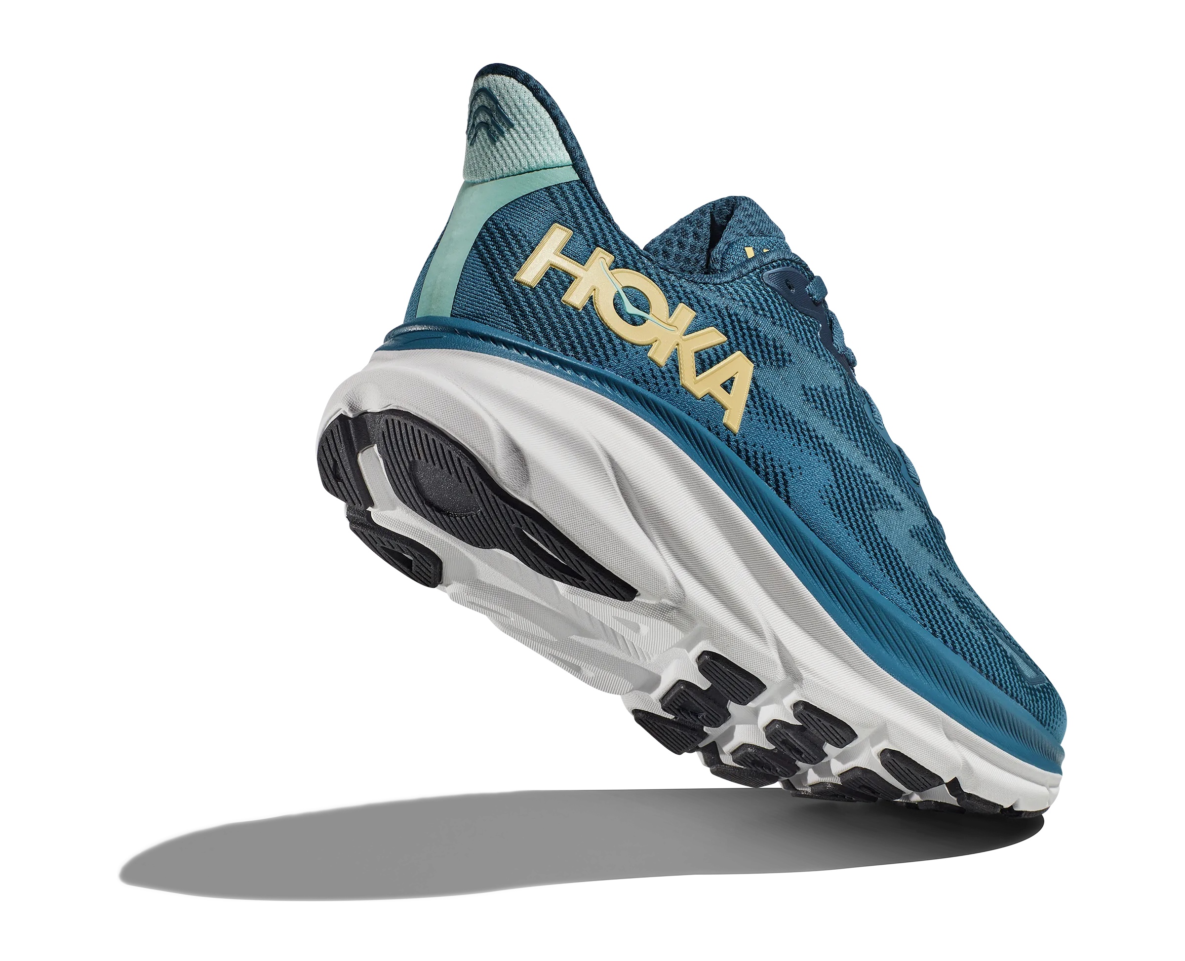 M Hoka Clifton 9