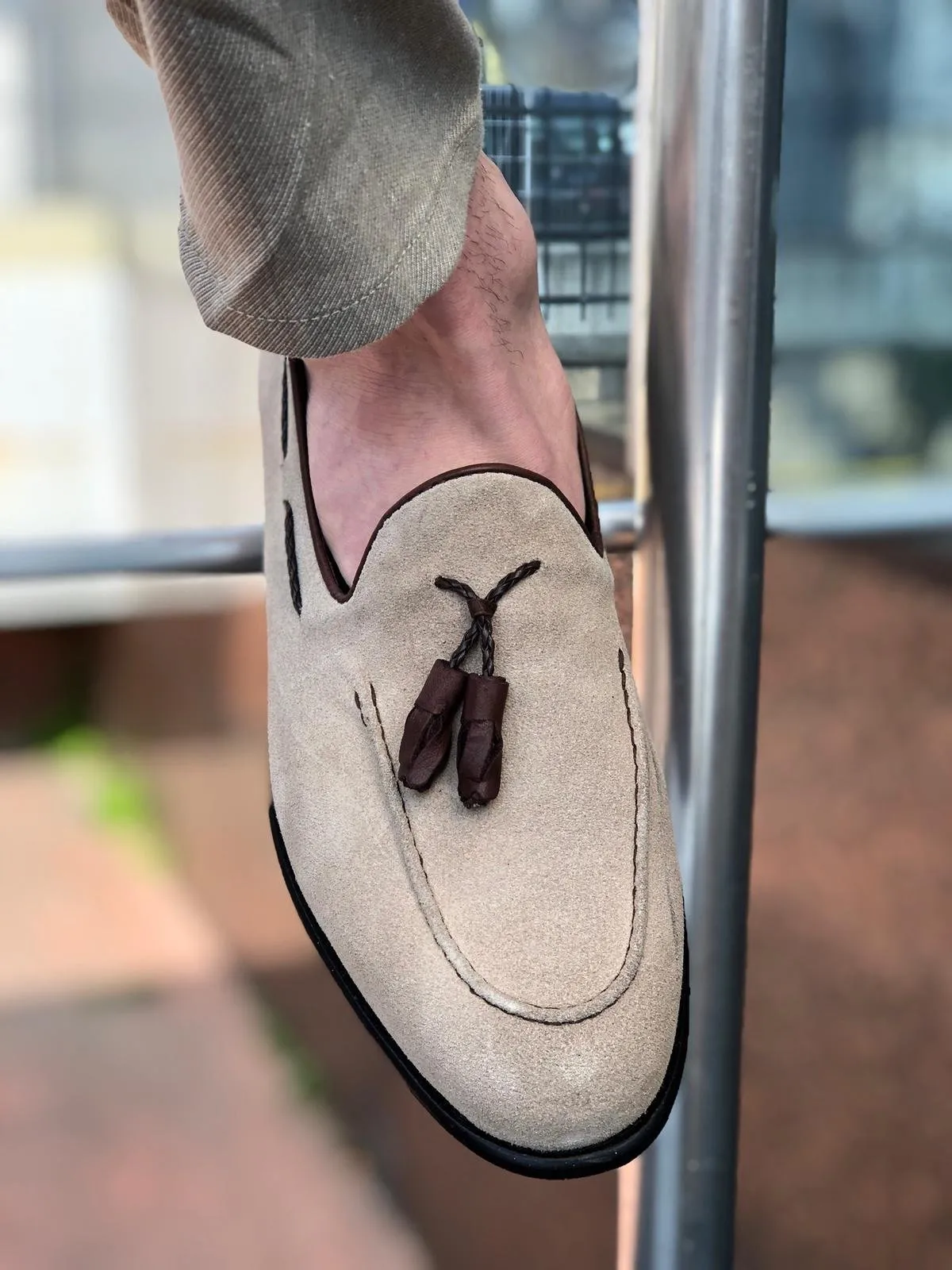 Suade Calf-Leather Loafer Shoes in Beige