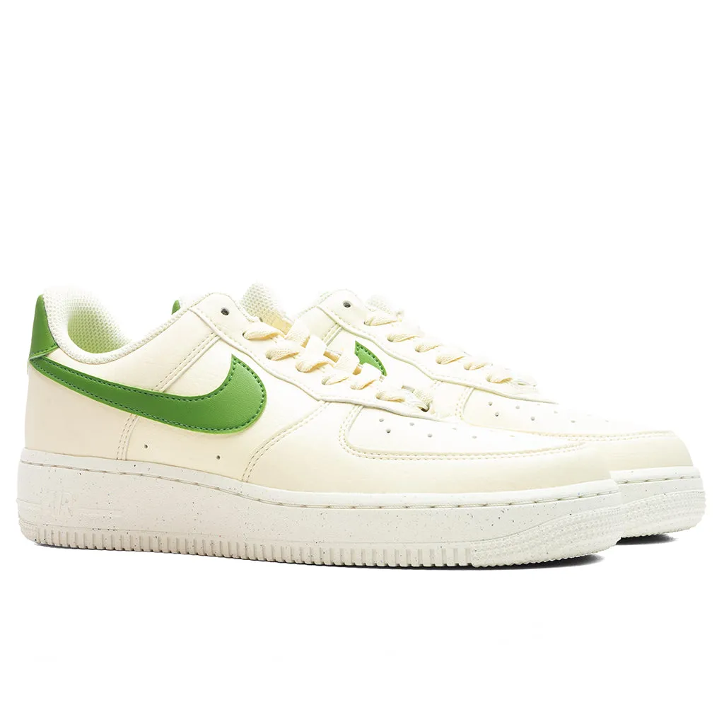 Women's Air Force 1 '07 SE - Coconut Milk/Chlorophyll/Sail/Volt