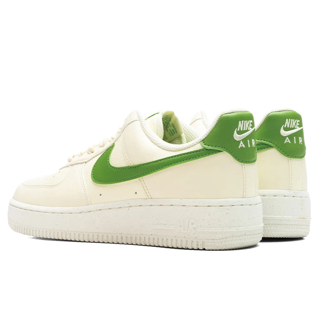 Women's Air Force 1 '07 SE - Coconut Milk/Chlorophyll/Sail/Volt